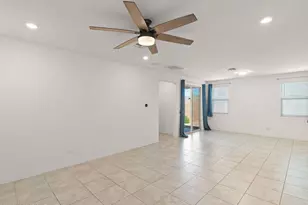 7996 S Golden Bell Dr, Tucson, AZ 85747 - Photo 17