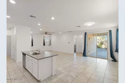 7996 S Golden Bell Drive, Tucson, AZ 85747 - Photo 11