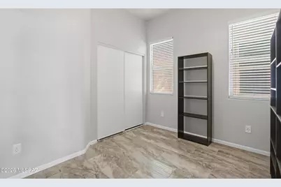 173 E Stone Court, Tucson, AZ 85705 - Photo 17