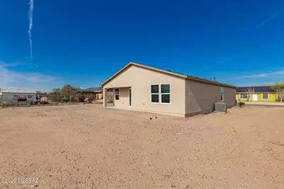 9933 W Concordia Drive, Arizona City, AZ 85123 - Photo 25