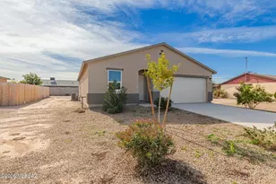9933 W Concordia Dr, Arizona City, AZ 85123 - Photo 3