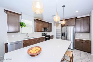 9750 E Miller Peak Trl, Tucson, AZ 85747 - Photo 23