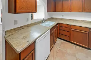 2016 S San Vincent Dr, Green Valley, AZ 85614 - Photo 9