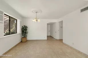 5521 N Arroyo Grande Dr, Tucson, AZ 85718 - Photo 9