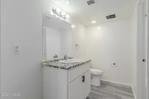 1620 N Wilmot Rd, Tucson, AZ 85712 - Photo 17