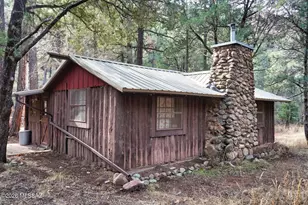 13223 E Turkey Creek Rd, Pearce, AZ 85625 - Photo 7