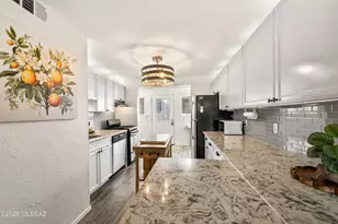 320 S Paseo Cerro, Green Valley, AZ 85614 - Photo 3