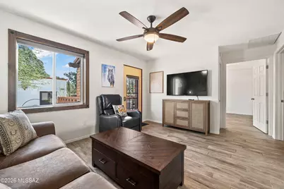 320 S Paseo Cerro #D, Green Valley, AZ 85614 - Photo 11