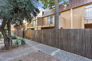 1337 E Fort Lowell Rd, Tucson, AZ 85719 - Photo 27