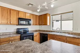 10001 E Apache Rain Dr, Tucson, AZ 85748 - Photo 5