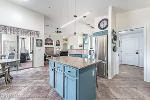 668 W Greenview Pl, Green Valley, AZ 85614 - Photo 19