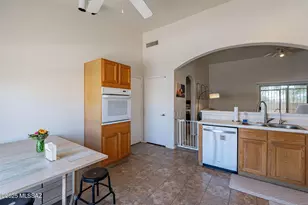 8949 N Willeta Dr, Tucson, AZ 85743 - Photo 13