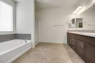 2843 N Silkie Pl, Tucson, AZ 85719 - Photo 23