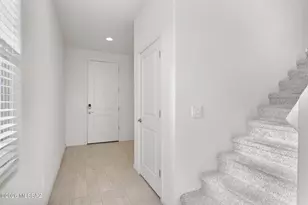 7801 S Walnutview Dr, Tucson, AZ 85757 - Photo 5