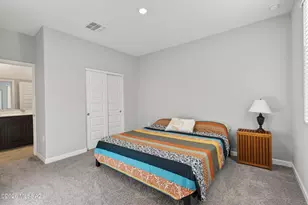 8800 W Lady Banks Dr, Marana, AZ 85653 - Photo 17