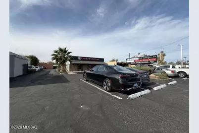 2841 N Campbell Avenue, Tucson, AZ 85719 - Photo 17