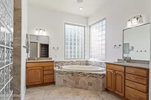 1775 E Placita De La Olla, Oro Valley, AZ 85737 - Photo 21