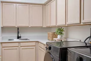 6872 E Desert Wind Ct, Tucson, AZ 85750 - Photo 19