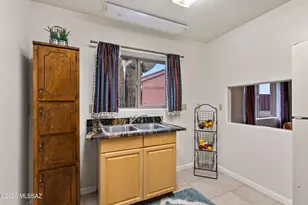 7102 W Ina Rd, Tucson, AZ 85743 - Photo 45