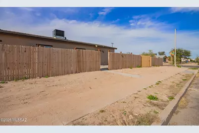 1304 S 5th Avenue, Tucson, AZ 85713 - Photo 3