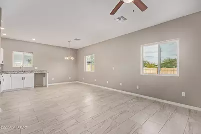 1304 S 5th Avenue, Tucson, AZ 85713 - Photo 9