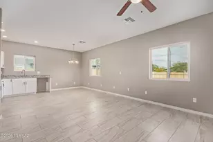 1304 S 5th Ave, Tucson, AZ 85713 - Photo 9