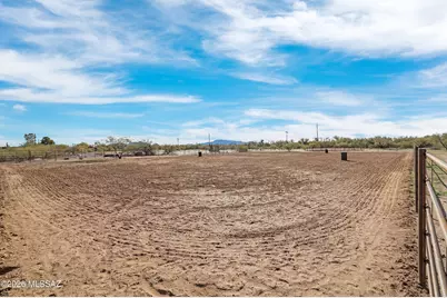 14980 W Avra Valley Road, Marana, AZ 85653 - Photo 29