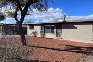 8365 E Louise Dr, Tucson, AZ 85730 - Photo 1