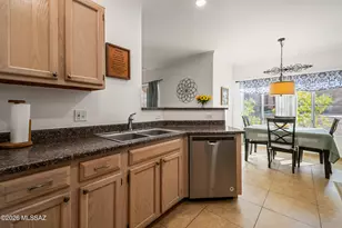 7050 E Sunrise Dr, Tucson, AZ 85750 - Photo 13