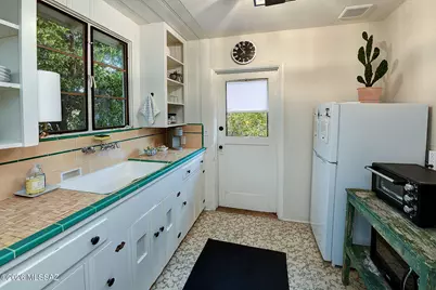 243 E University Boulevard, Tucson, AZ 85705 - Photo 17