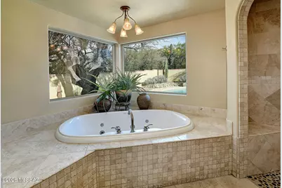 10451 E Plumeria Road, Tucson, AZ 85749 - Photo 11