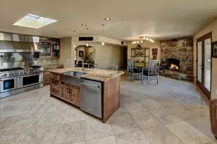 10451 E Plumeria Rd, Tucson, AZ 85749 - Photo 7