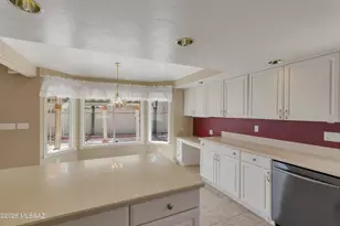 10601 N Camino Rosas Nuevas, Tucson, AZ 85737 - Photo 9