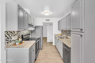 6501 E Brooks Dr, Tucson, AZ 85730 - Photo 13