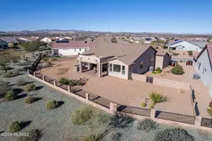 1438 E Quartzite Wy, Green Valley, AZ 85614 - Photo 3