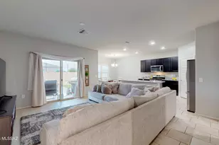 7104 S Victor Dr, Tucson, AZ 85757 - Photo 9