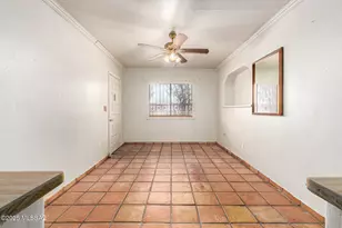 320 E 29th St, Tucson, AZ 85713 - Photo 9