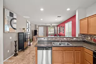 7489 S Mountain Star Dr, Tucson, AZ 85757 - Photo 5