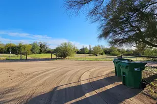 10880 W Massingale Rd, Tucson, AZ 85743 - Photo 3