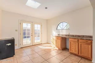 7416 E Beverly Dr, Tucson, AZ 85710 - Photo 9