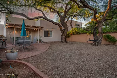 6662 N Calle De Calipso, Tucson, AZ 85718 - Photo 9