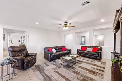 4292 W Thunder Ranch Place, Marana, AZ 85658 - Photo 11