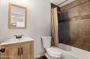 2720 N Hopi Pl, Tucson, AZ 85705 - Photo 9