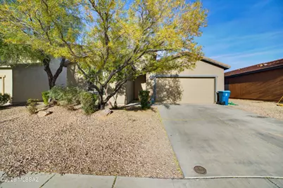 1111 E Madera Grove Lane, Sahuarita, AZ 85629 - Photo 1