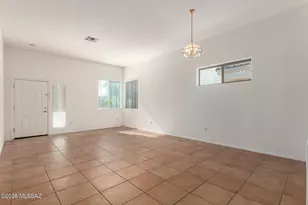 335 E Calle Nacrita, Green Valley, AZ 85614 - Photo 3