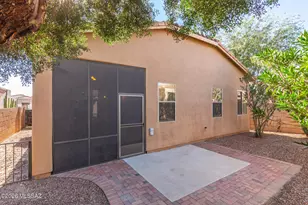 335 E Calle Nacrita, Green Valley, AZ 85614 - Photo 21