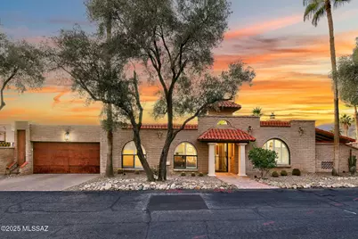 6513 N Green Briar Drive, Tucson, AZ 85718 - Photo 1