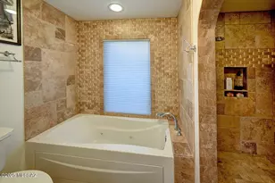 6513 N Green Briar Dr, Tucson, AZ 85718 - Photo 15