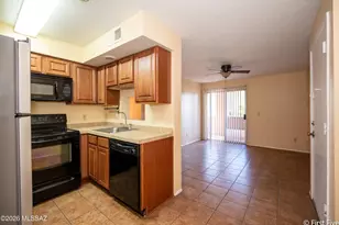 1810 E Blacklidge Dr, Tucson, AZ 85719 - Photo 1