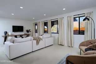 1005 W Emerine Dr, Tucson, AZ 85704 - Photo 9